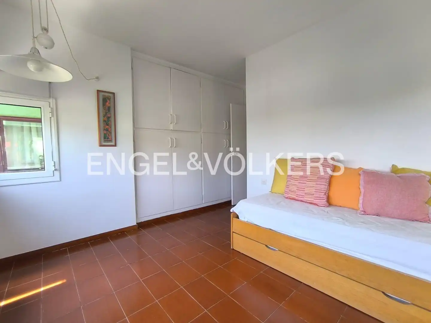 Terrasse von Einfamilien-Reihenhaus zur Miete in Barcelona mit Heizung, Terrasse und Schwimmbad