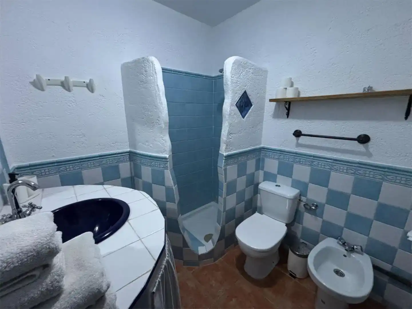 Baño de Finca rústica en venta en Júzcar, Málaga