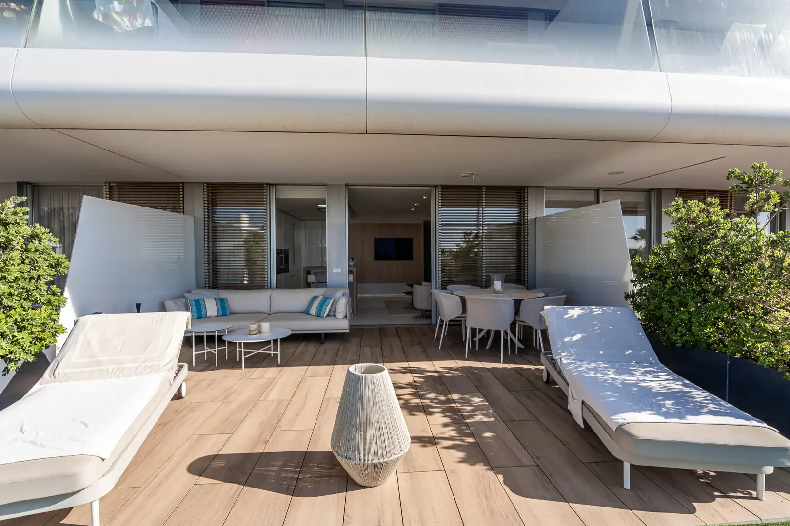 Terrace of Ground floor for sale in Estepona  with Air Conditioner, Private garden and Terrace