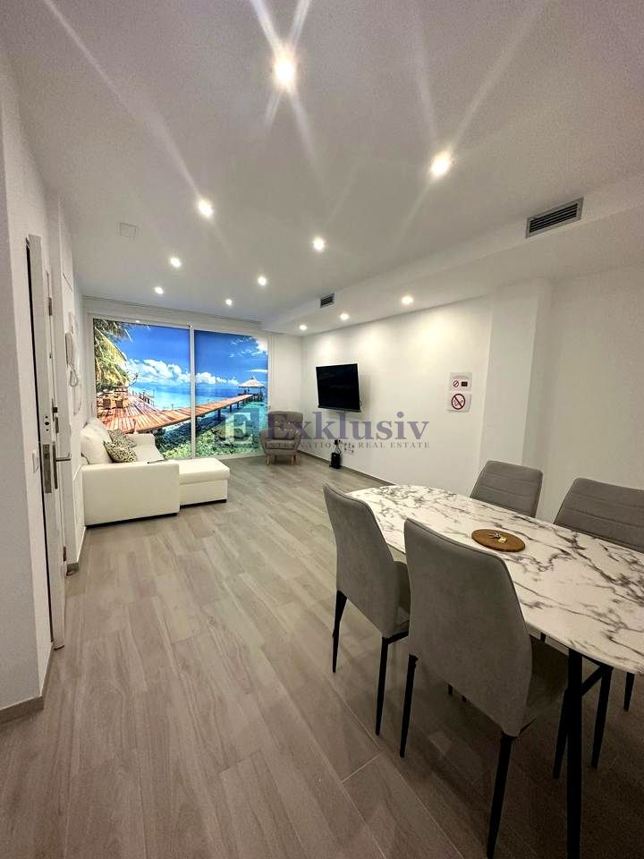 Sala d'estar de Àtic en venda en  Santa Cruz de Tenerife Capital amb Aire condicionat i Moblat