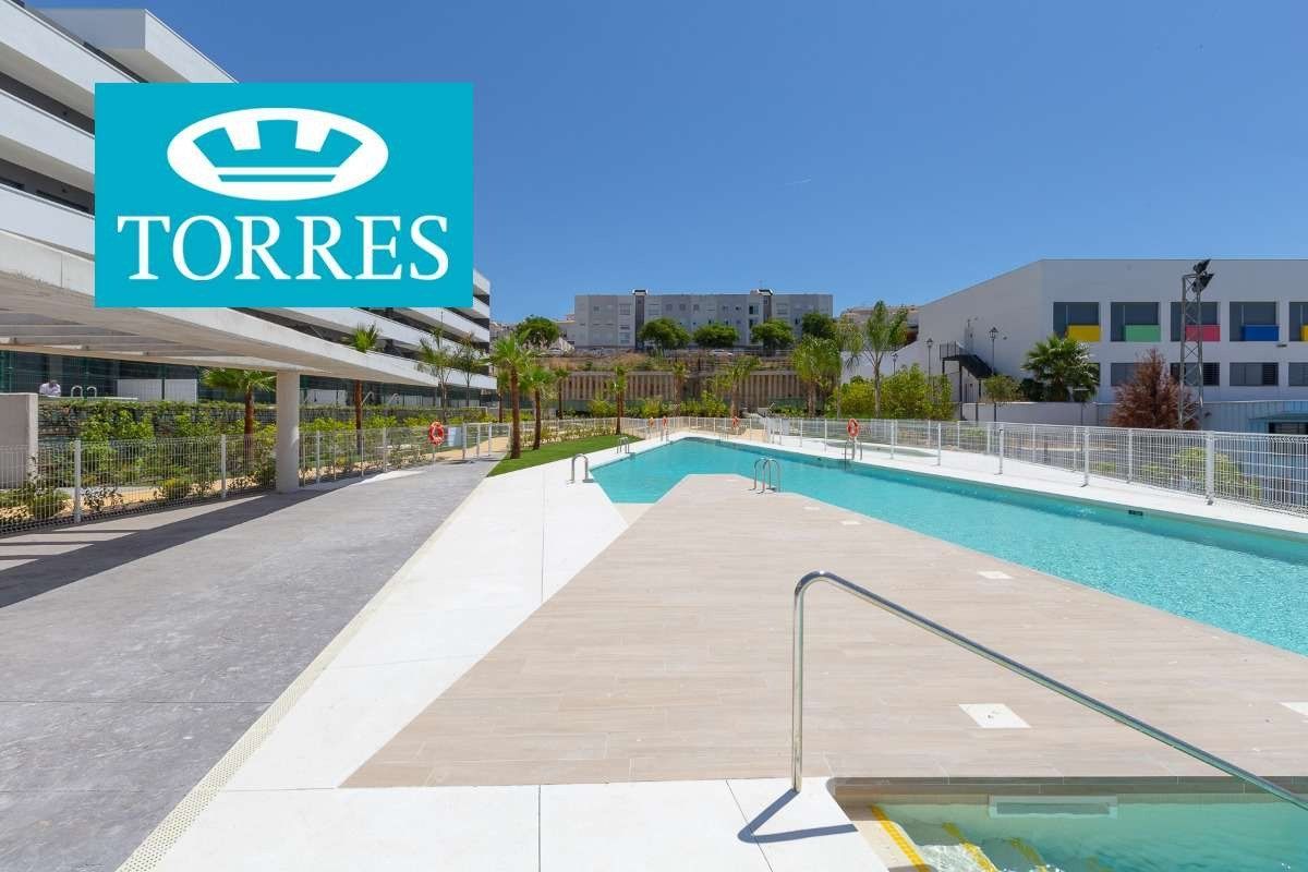 Exterior view of Flat to rent in Estepona  with Air Conditioner, Heating and Terrace