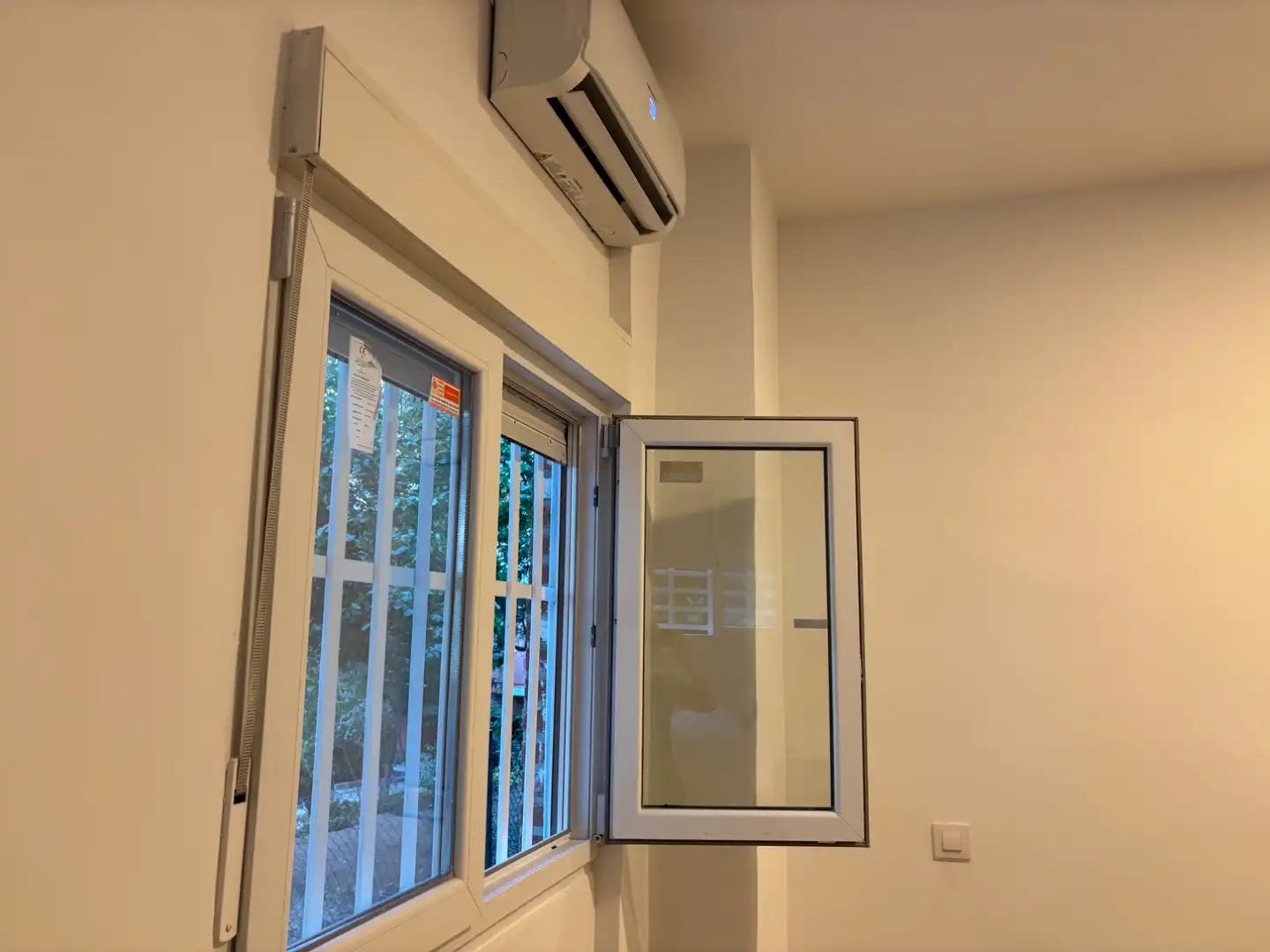 Terrassa de Local en venda en Madrid amb Aire condicionat i Calefacció