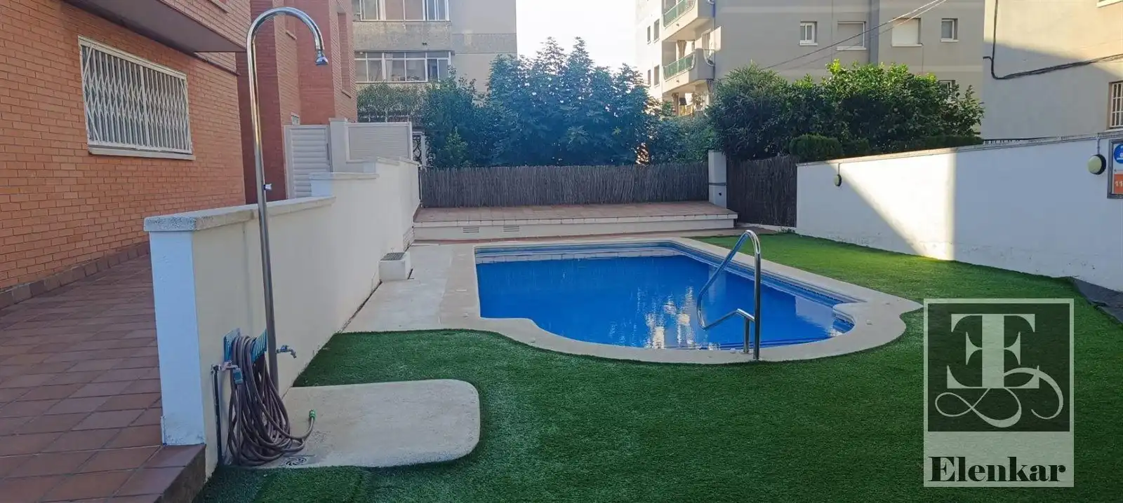 Flat with pool for sale in Barcelona, imagen 2
