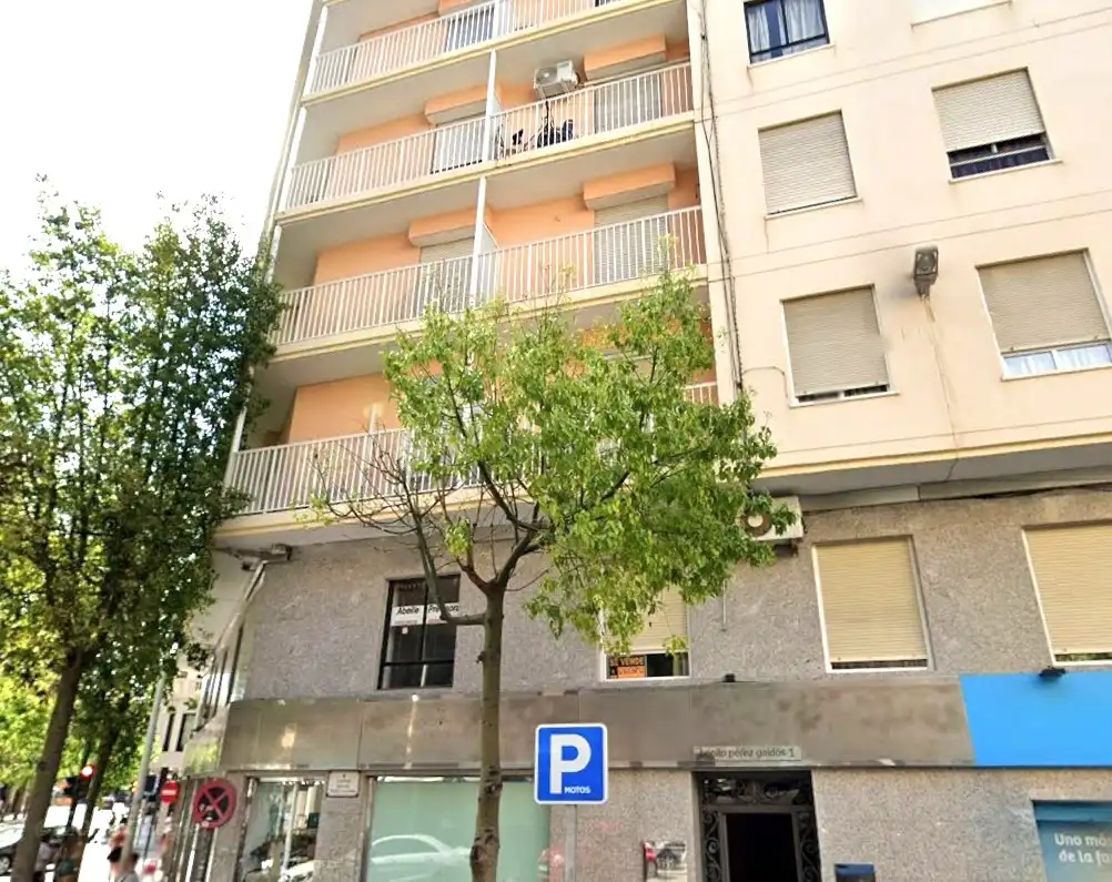 Piso en venta en Benito Pérez Galdos, imagen 3