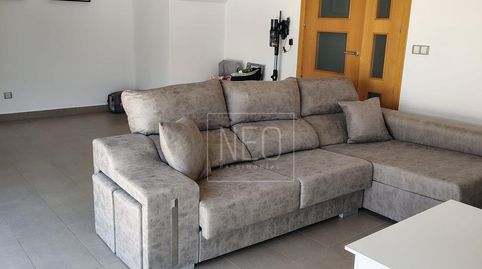 Foto 2 de Casa adosada en venta en Calle Damaso Alonso, Los Hueros, Villalbilla
