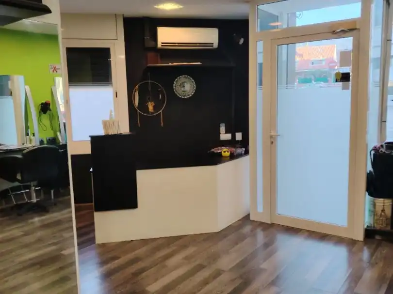 Business premises for transfer in gran via lluis companys 80
