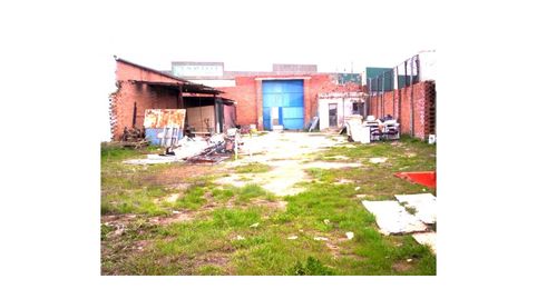 Foto 4 von Fabrik Grundstücke zum Verkauf in Calle Océano Ártico, Nuevo Cáceres, Cáceres Capital