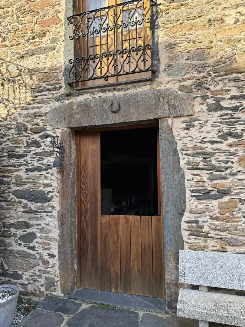 Vista exterior de Finca rústica en venta en Monfero con Calefacción, Jardín privado y Amueblado