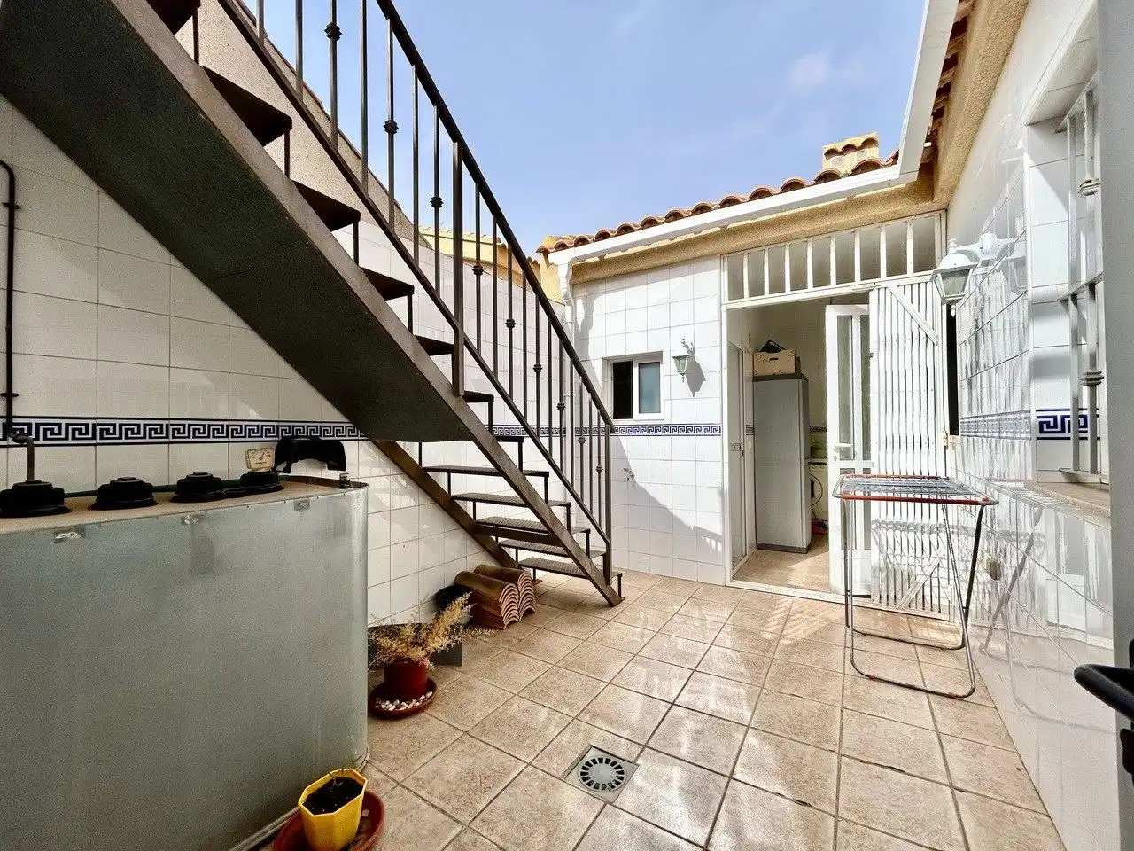 Vista exterior de Casa adosada en venta en Pilar de la Horadada con Jardín privado y Terraza