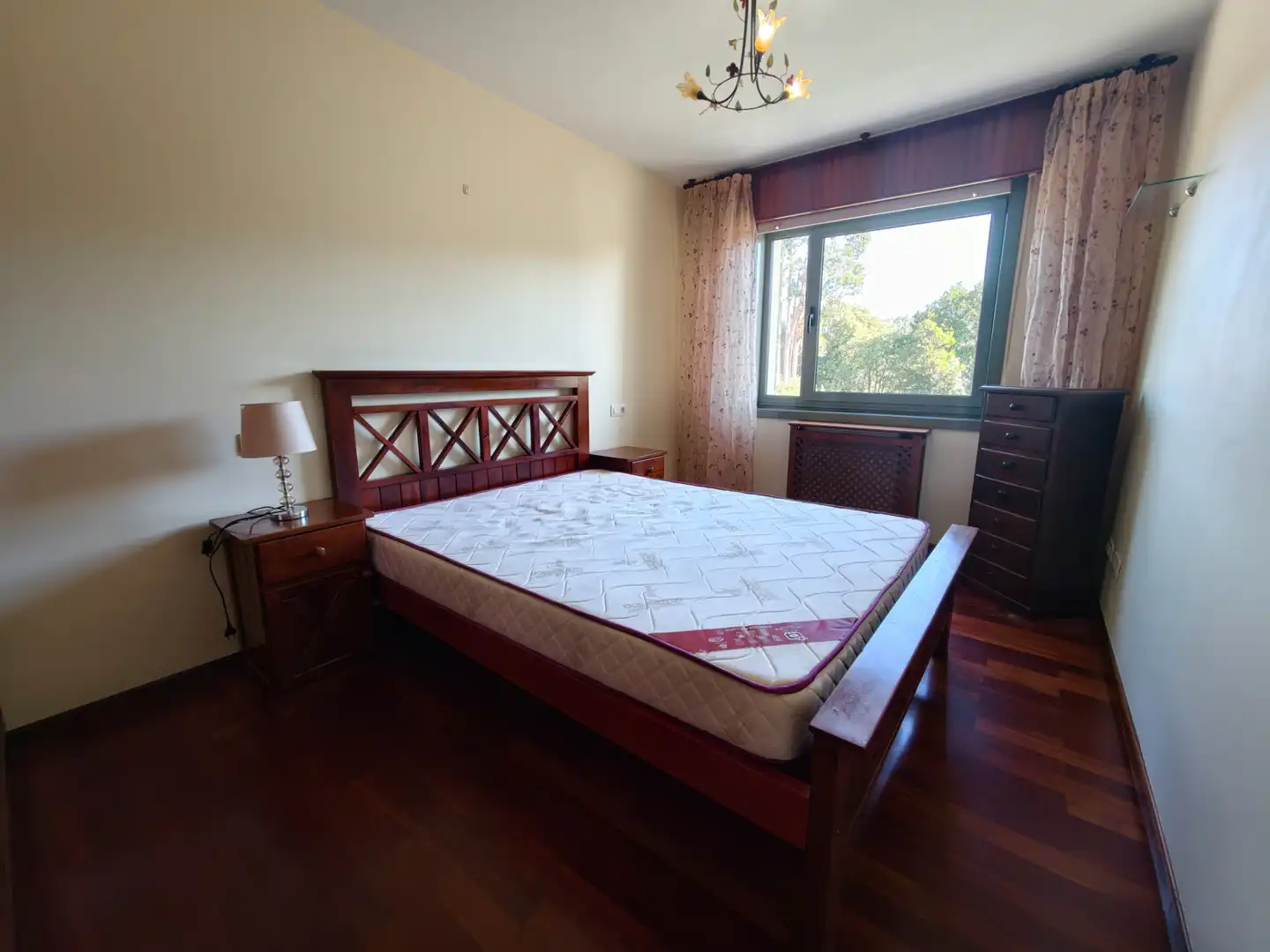 Habitación de Piso en venta en Rianxo, A Coruña