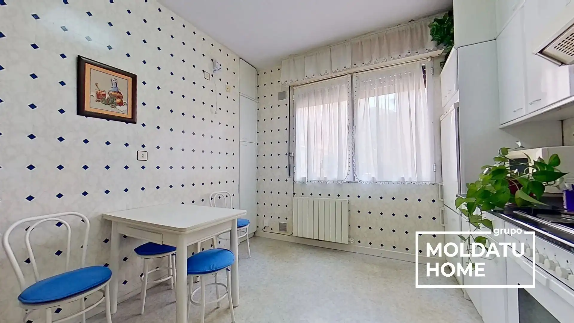 Kitchen of Flat for sale in Bilbao   with Heating and Furnished