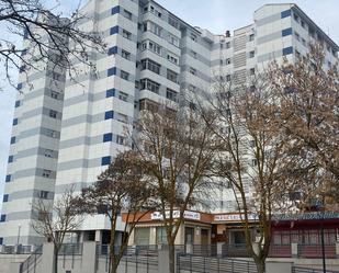 Vista exterior de Pis en venda en Burgos Capital amb Calefacció, Parquet i Terrassa