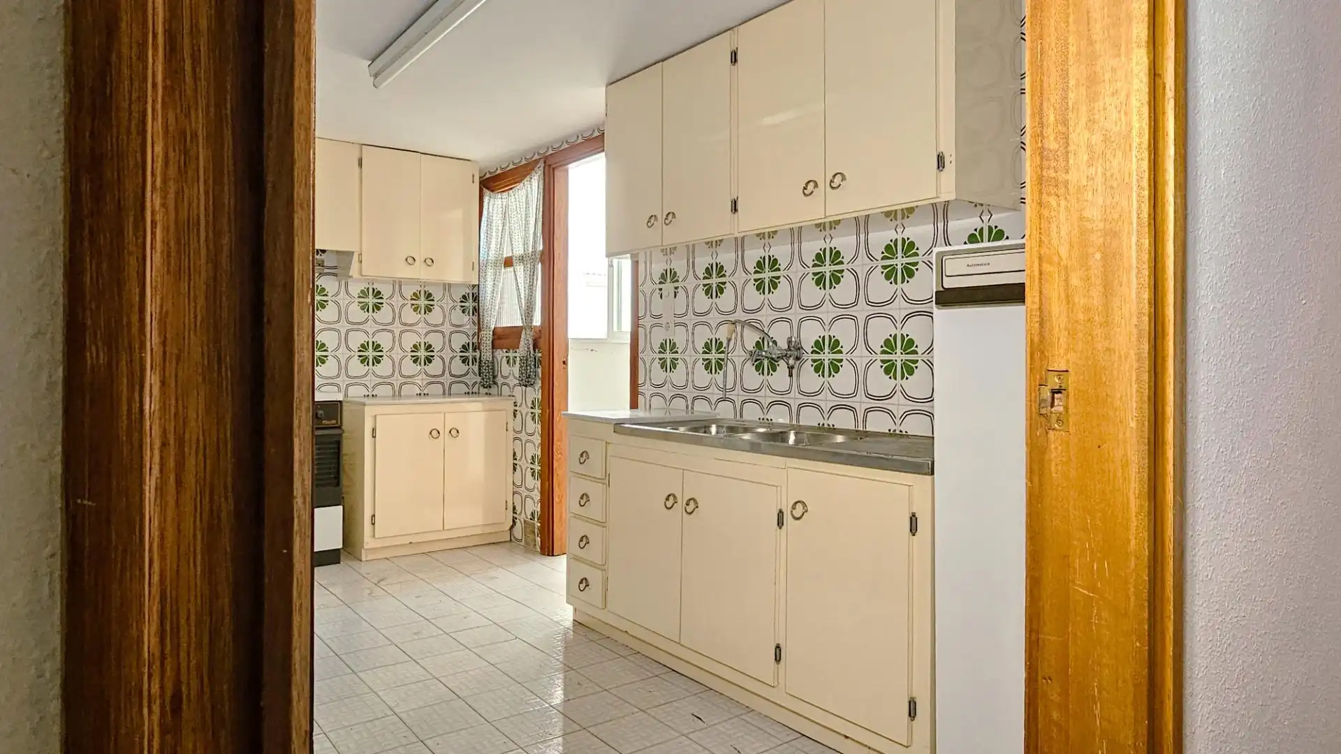 Kitchen of Flat for sale in Gandia  with Storage room and Balcony