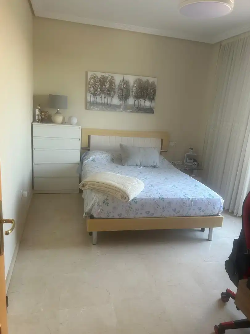 Dormitori de Casa o xalet en venda en Córdoba amb Piscina comunitària