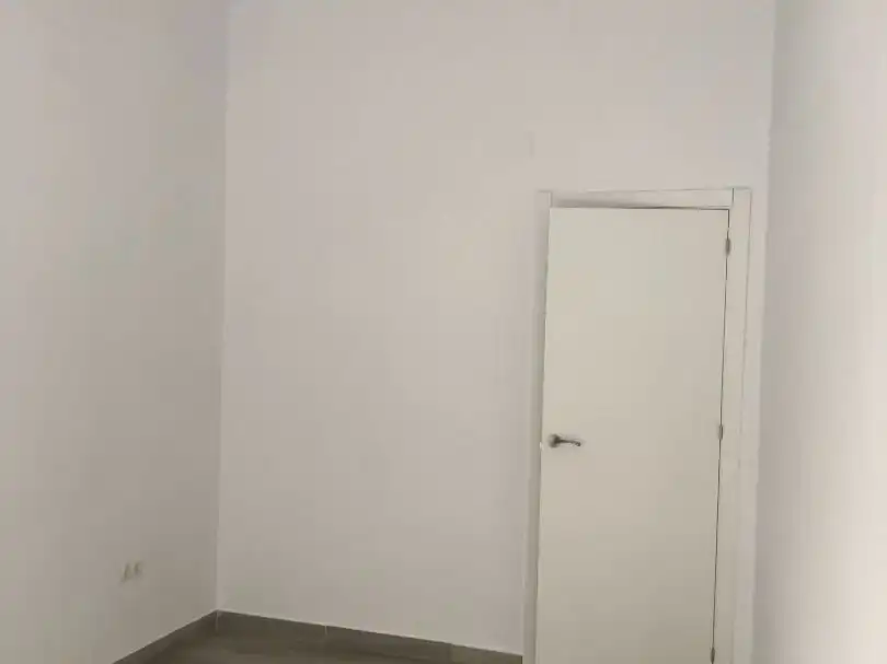 Habitación de Local de alquiler en Málaga con Aire acondicionado