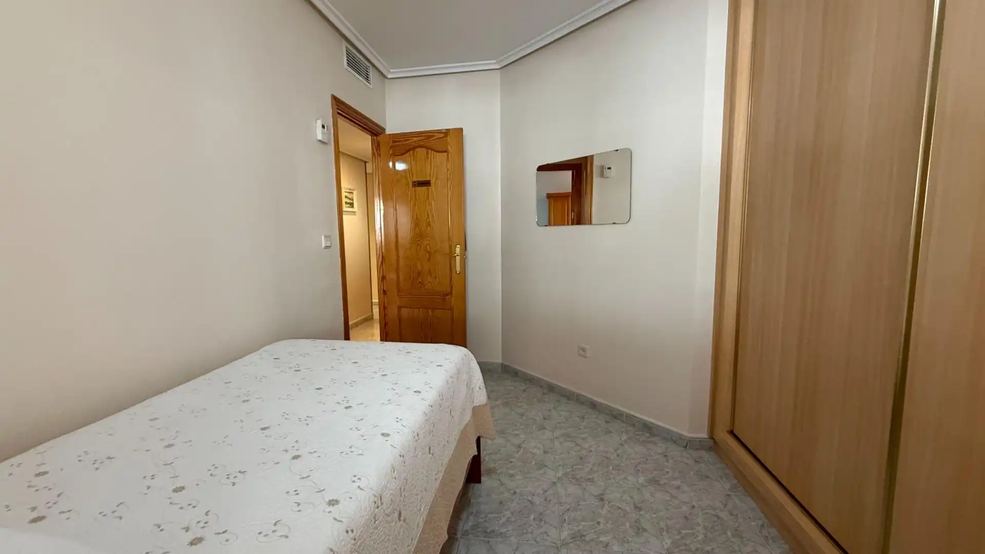 Piso con terraza en venta en Calle ARMANDO MUÑOZ CALERO, imagen 30