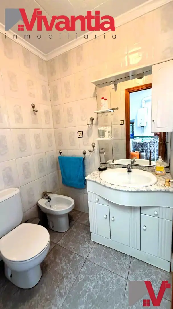 Badezimmer von Einfamilien-Reihenhaus zum Verkauf in Vélez-Rubio mit Abstellraum und Möbliert