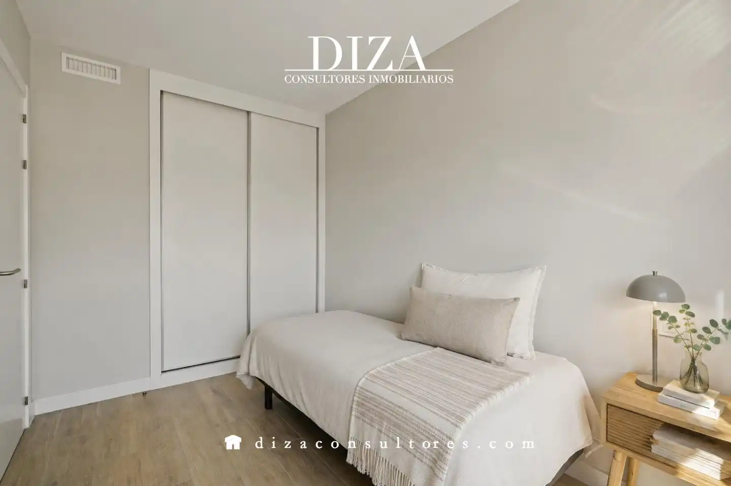 Bedroom of Flat for rent in Madrid  with Air Conditioner, Heating and Terrace