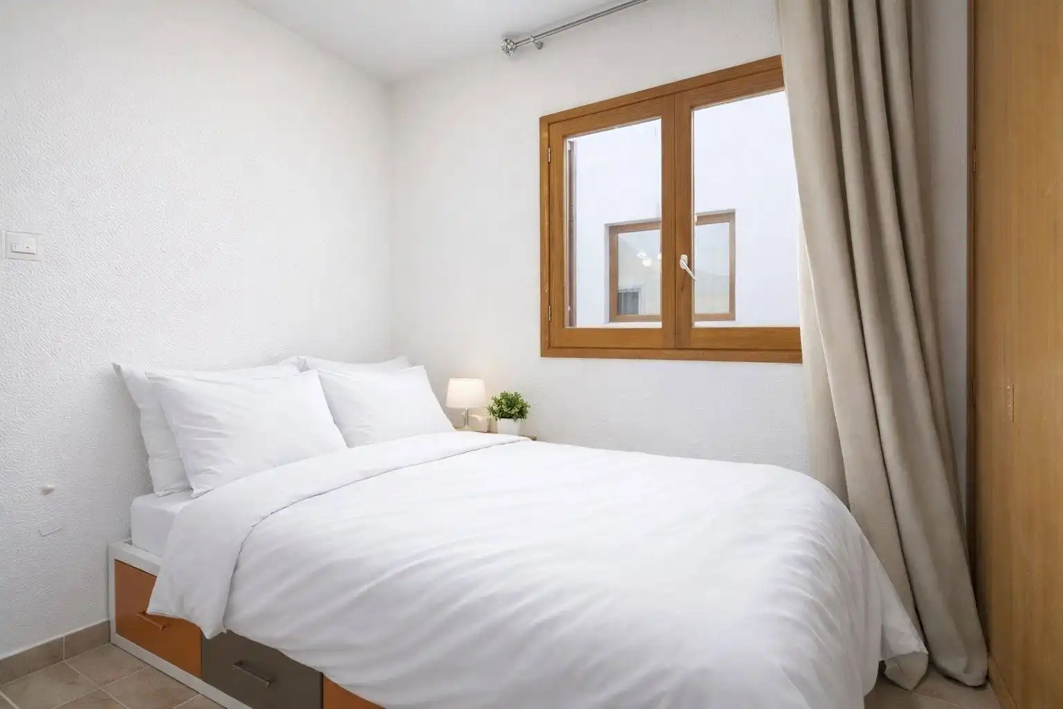 Bedroom of Flat for sale in Llucmajor  with Air Conditioner, Heating and Balcony