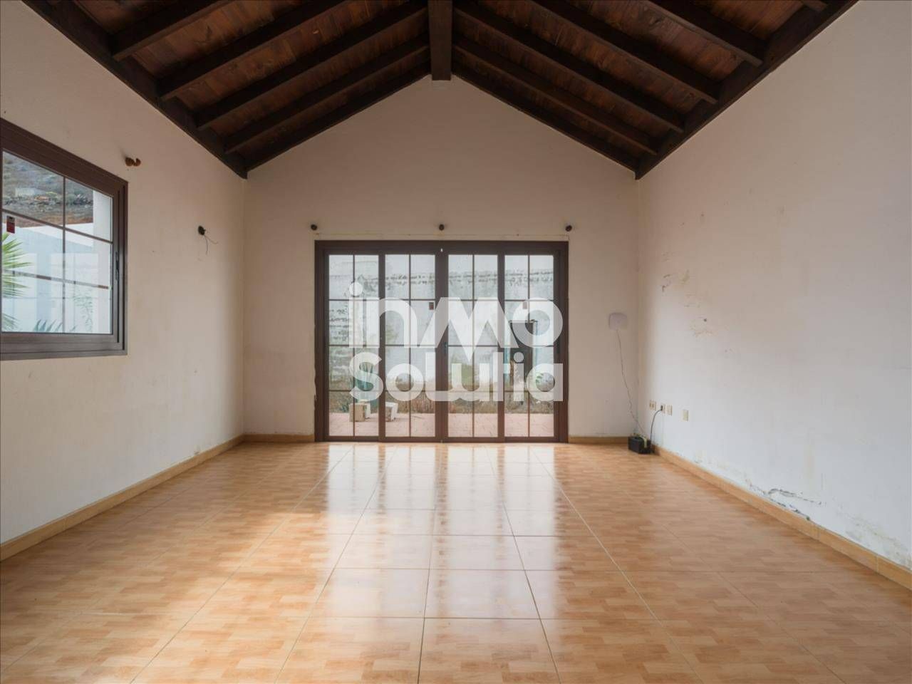 Casa adosada en venda en Tinajo amb Jardí privat i Terrassa