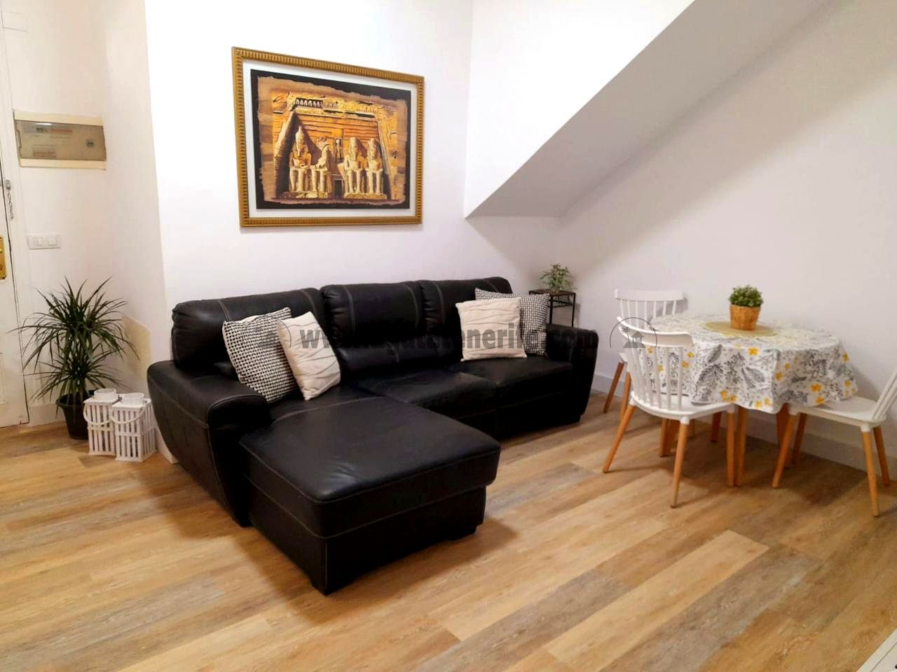 Sala d'estar de Planta baixa en venda en La Orotava amb Moblat