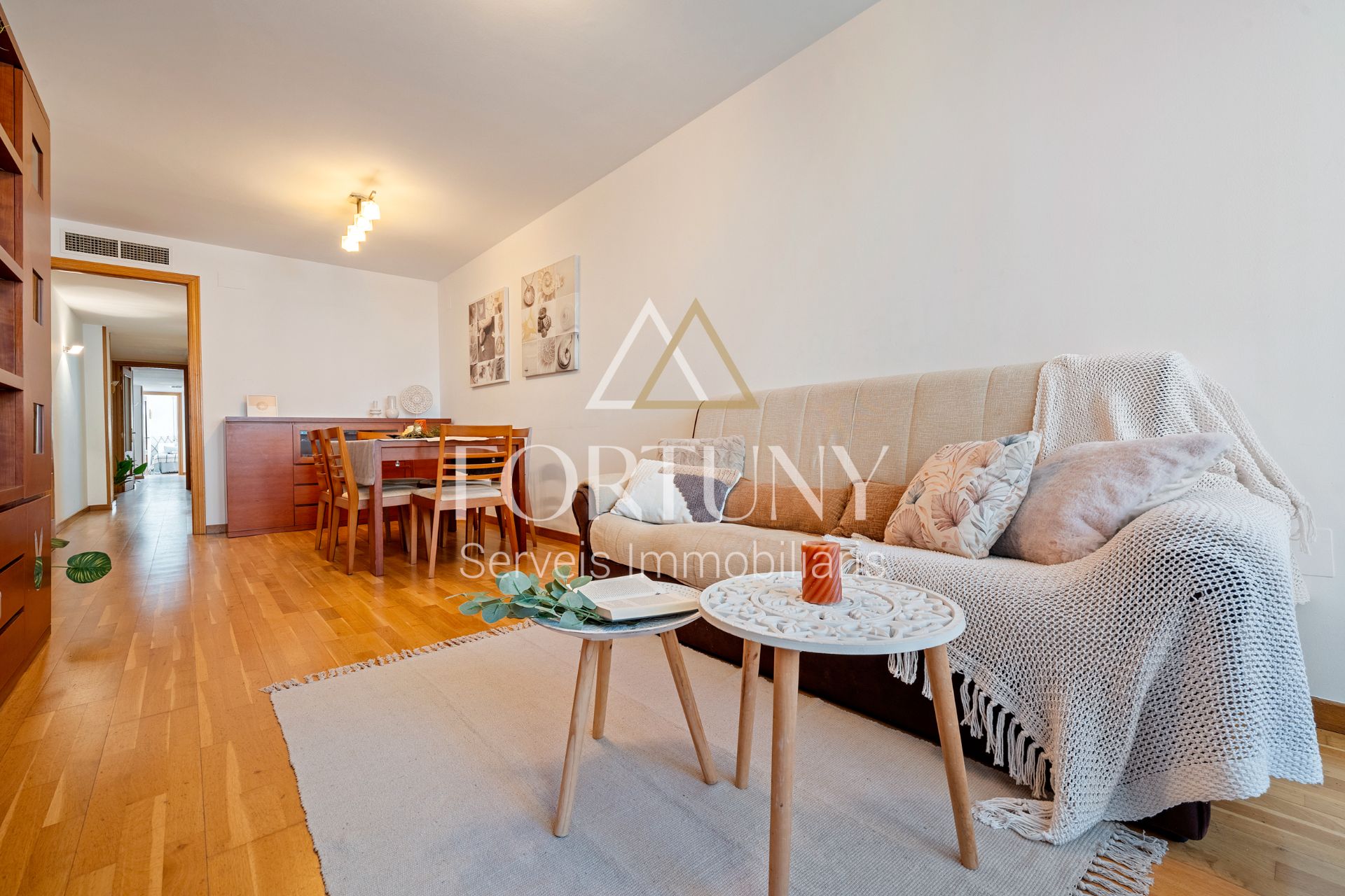 Sala de estar de Piso en venta en Cambrils con Aire acondicionado, Calefacción y Parquet