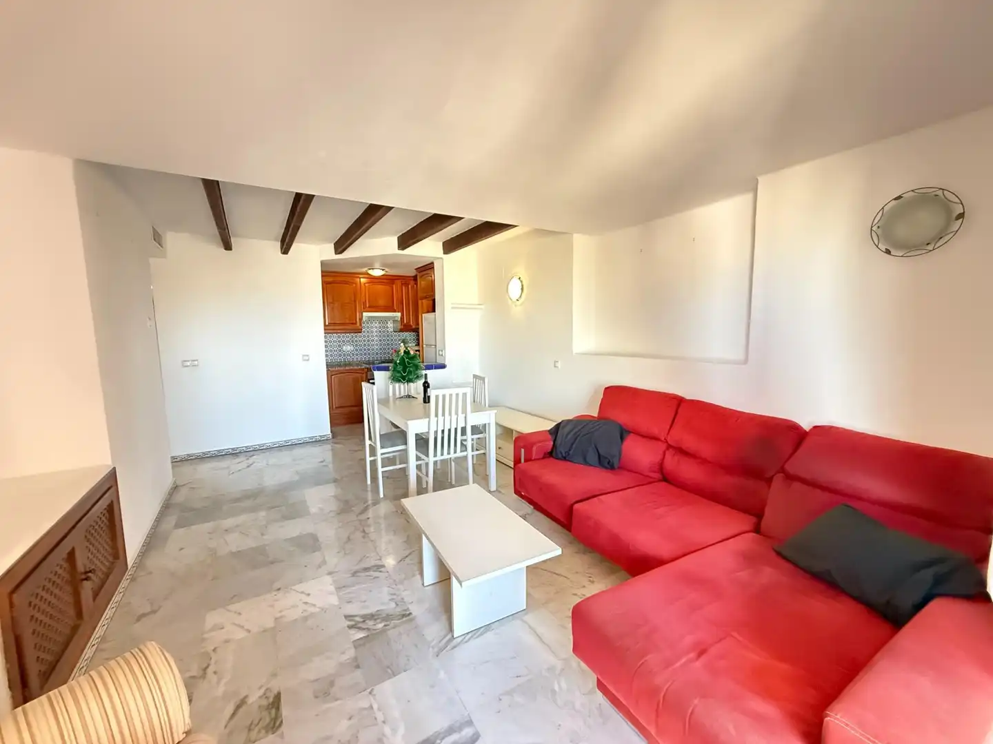 Sala de estar de Apartamento en venta en Torrevieja con Aire acondicionado, Terraza y Amueblado