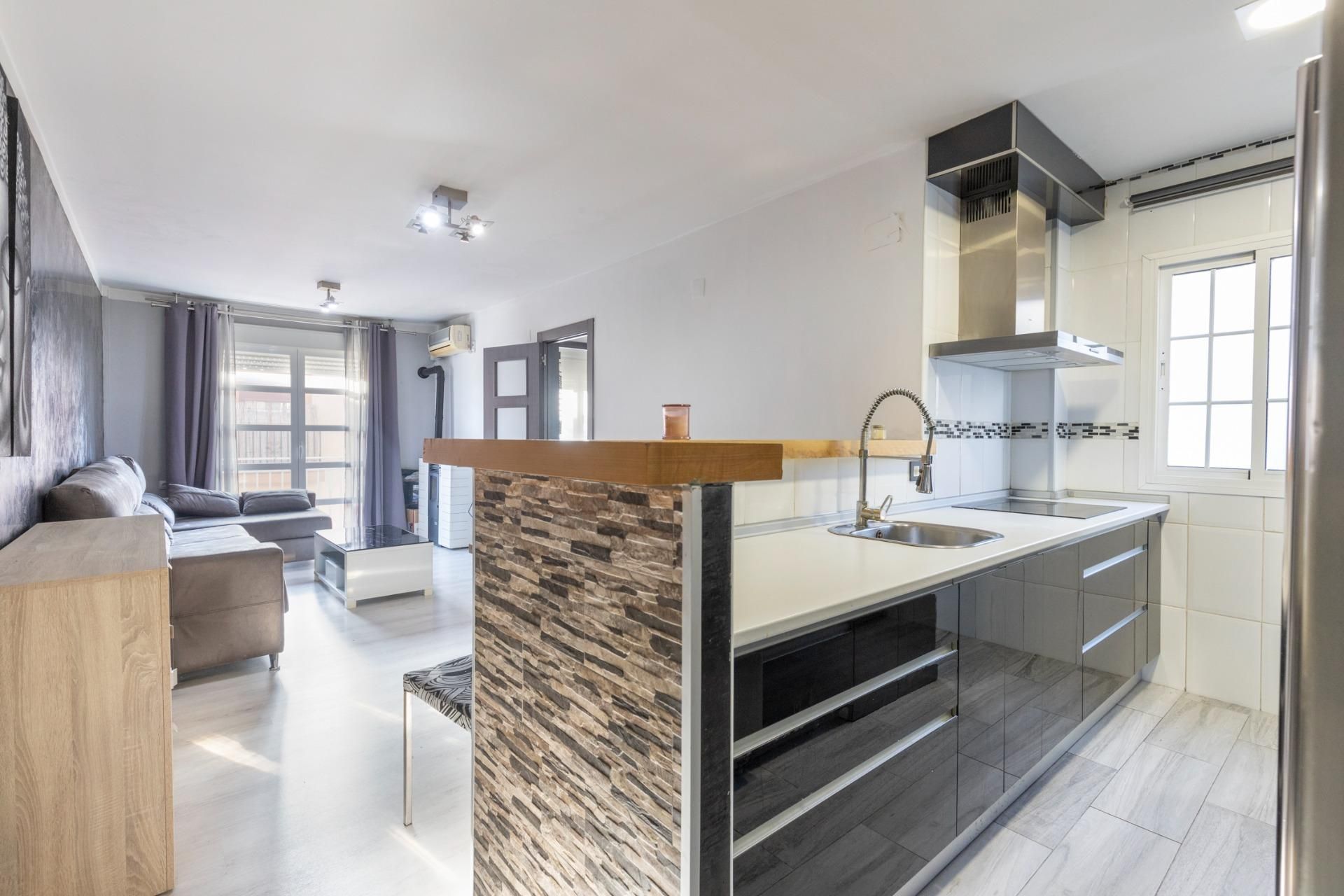 Kitchen of Flat for sale in Atarfe  with Air Conditioner, Storage room and Balcony