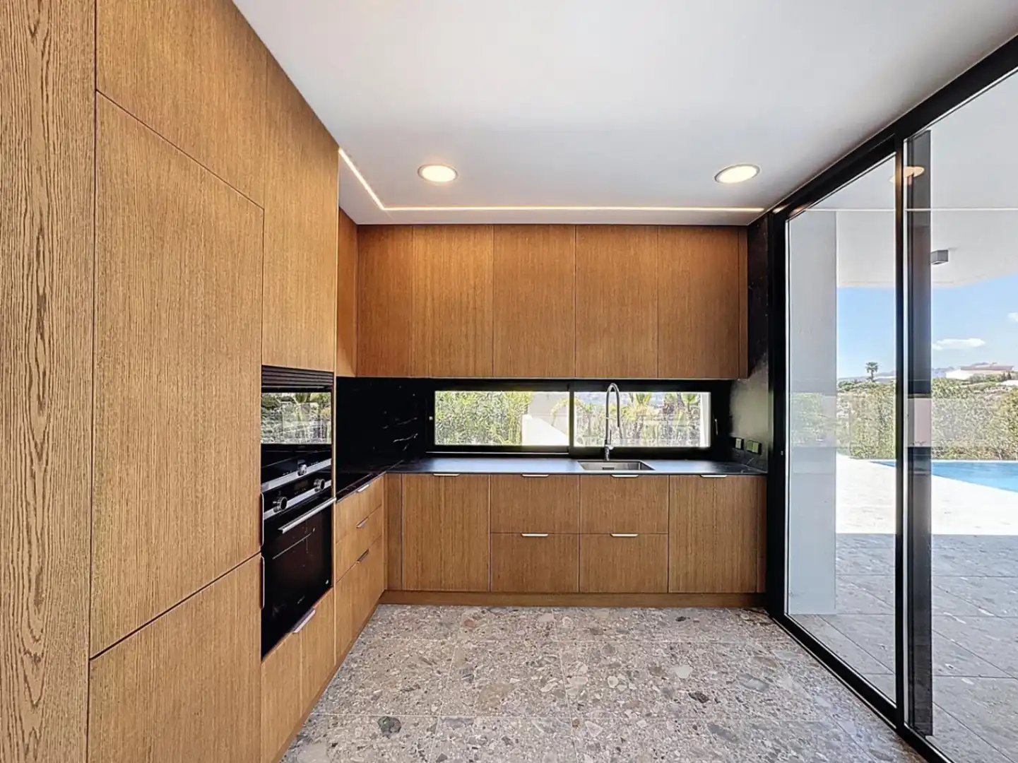 Chalet con piscina en venta en Cumbre del Sol, imagen 40