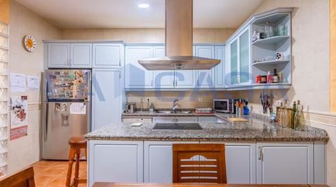 Photo 3 of Single-family semi-detached for sale in Calle Antonio Machín, Cruz Roja, Sevilla