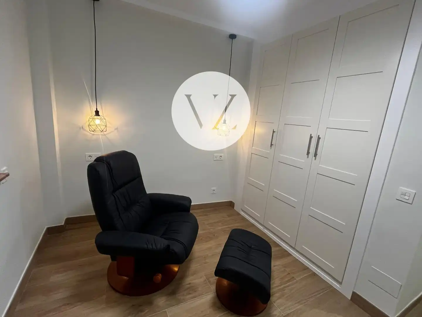 Bedroom of Flat for sale in Salamanca  with Heating, Terrace and Furnished