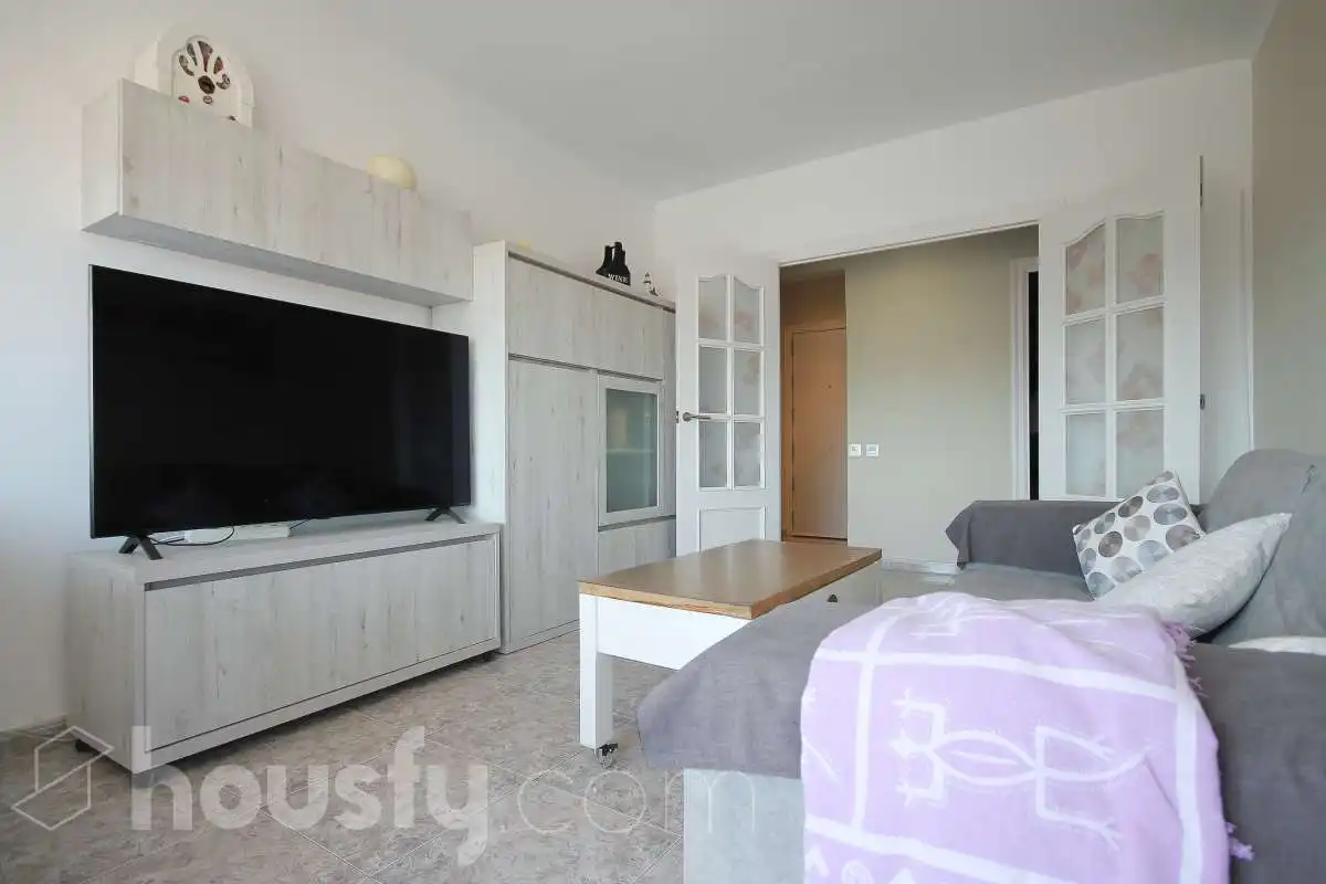 Sala d'estar de Pis en venda en Abrera amb Aire condicionat i Balcó