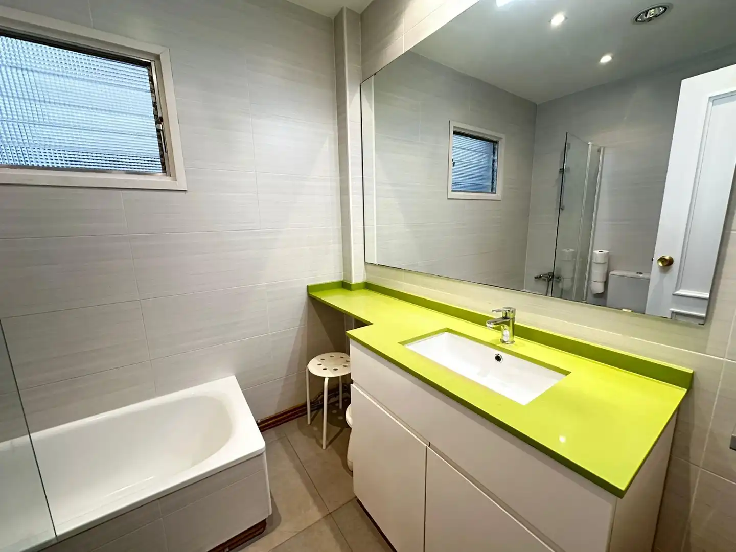 Wohnung zur Miete in Avenida FEDERICO SOTO, Ensanche - Diputación