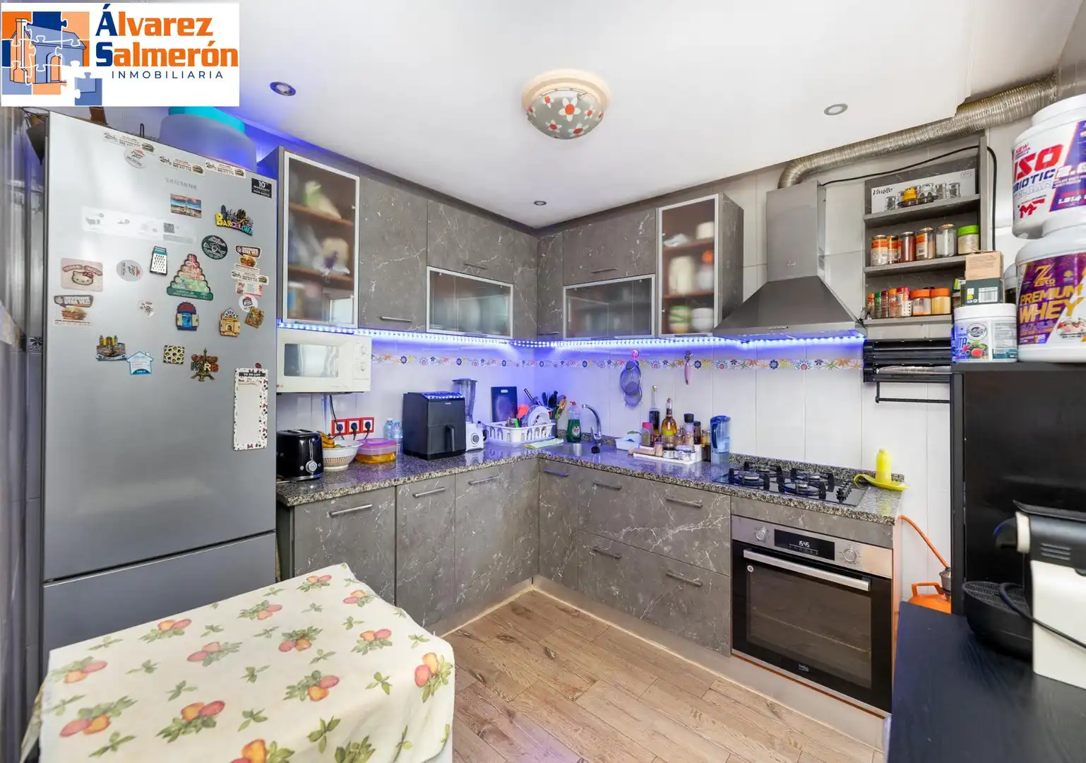 Flat with terrace for sale in Avenida DE DILAR, imagen 6