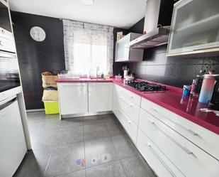 Cuina de Pis en venda en Sant Boi de Llobregat amb Aire condicionat, Calefacció i Parquet