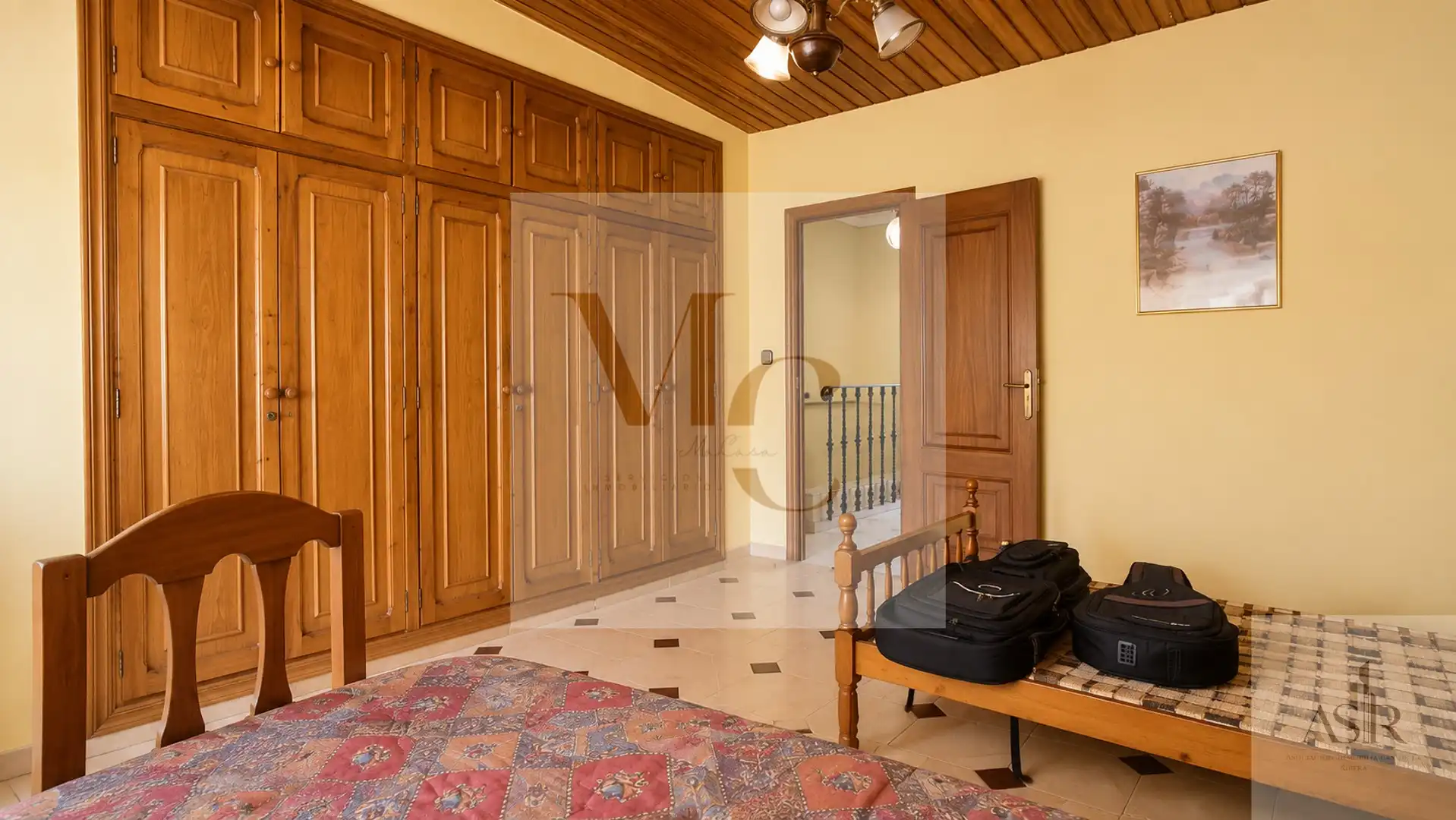 Houses for sale in Silla  with Storage room