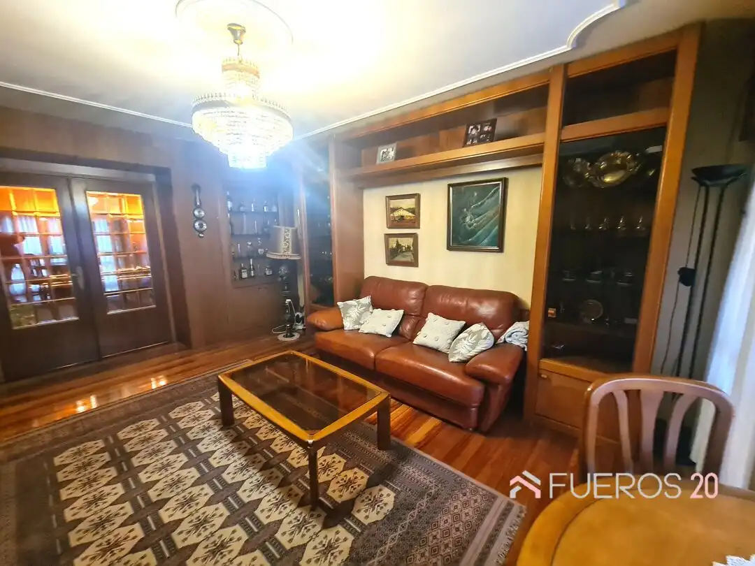 Sala de estar de Piso en venta en Barakaldo  con Calefacción, Terraza y Trastero