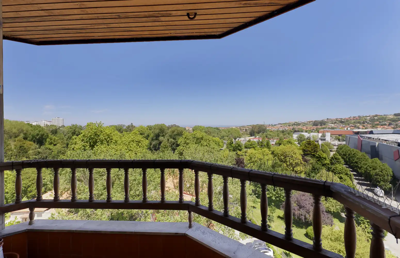 Balcony of Attic for sale in Gijón   with Heating, Private garden and Parquet flooring
