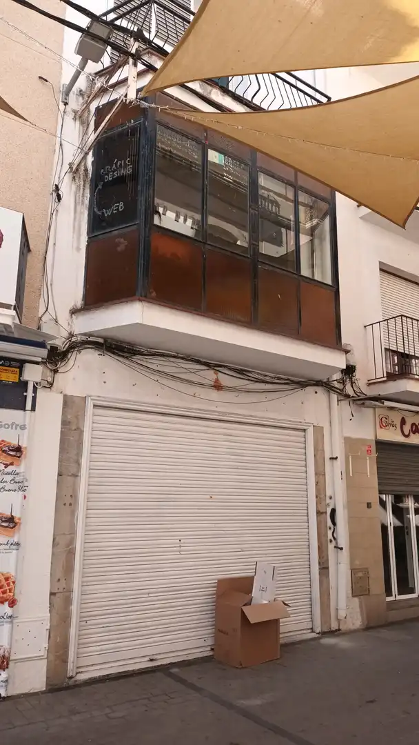 Local comercial en venta en L'Estartit Poble