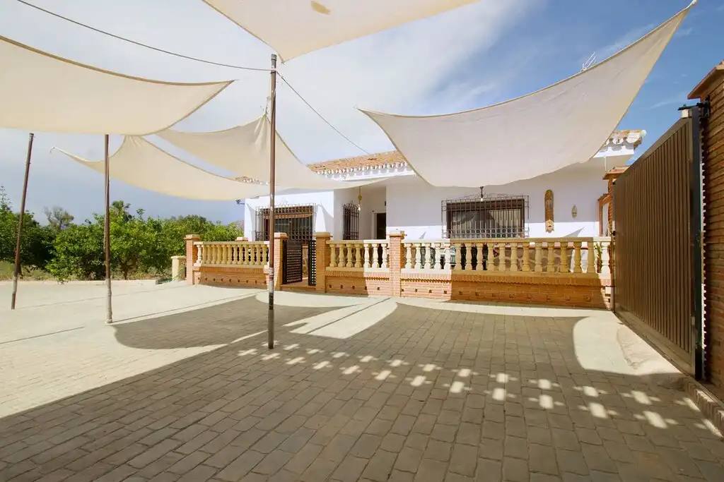 Terrace of Houses for sale in Álora  with Air Conditioner, Private garden and Terrace