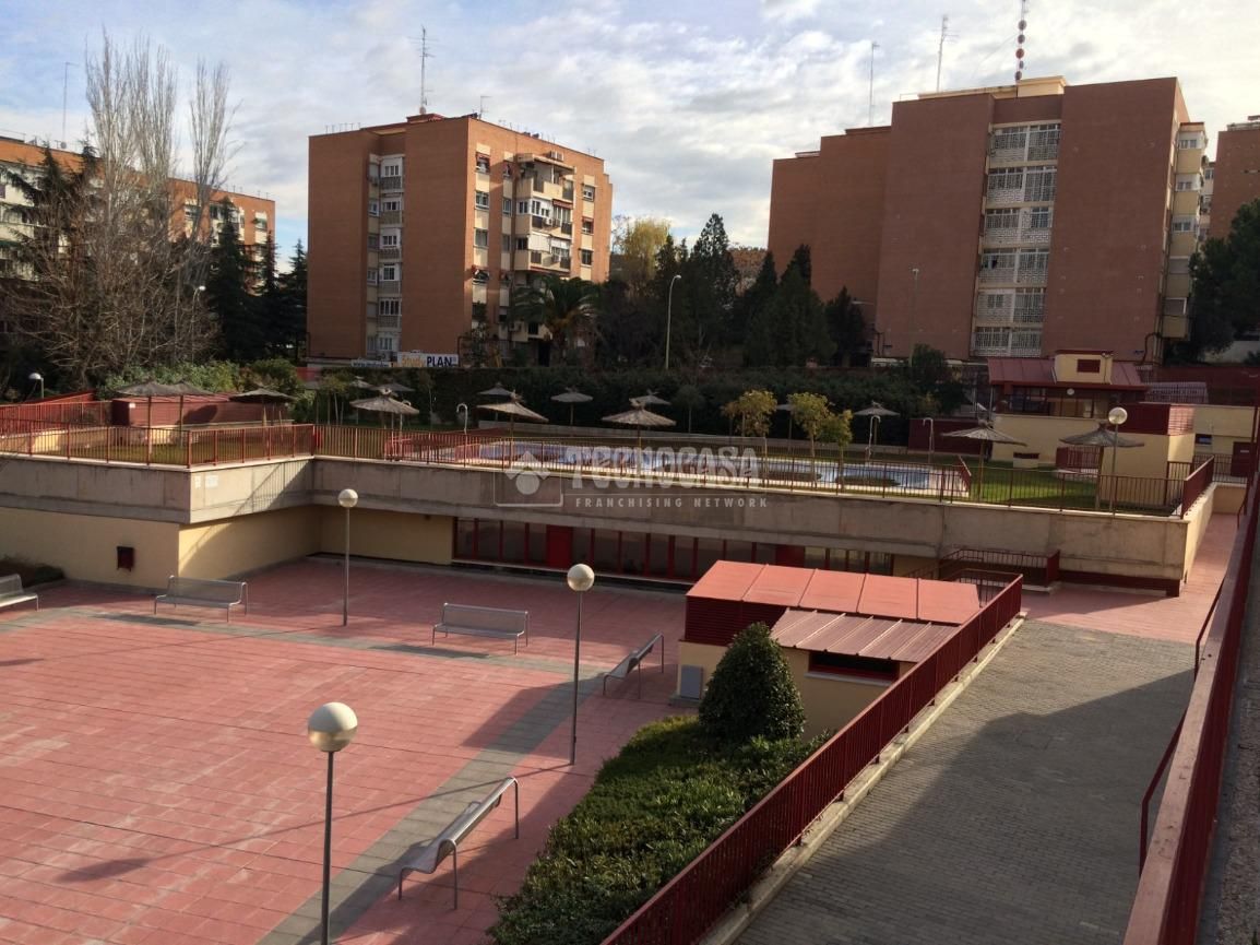 Aparcament de Pis en venda en  Madrid Capital amb Aire condicionat, Calefacció i Terrassa