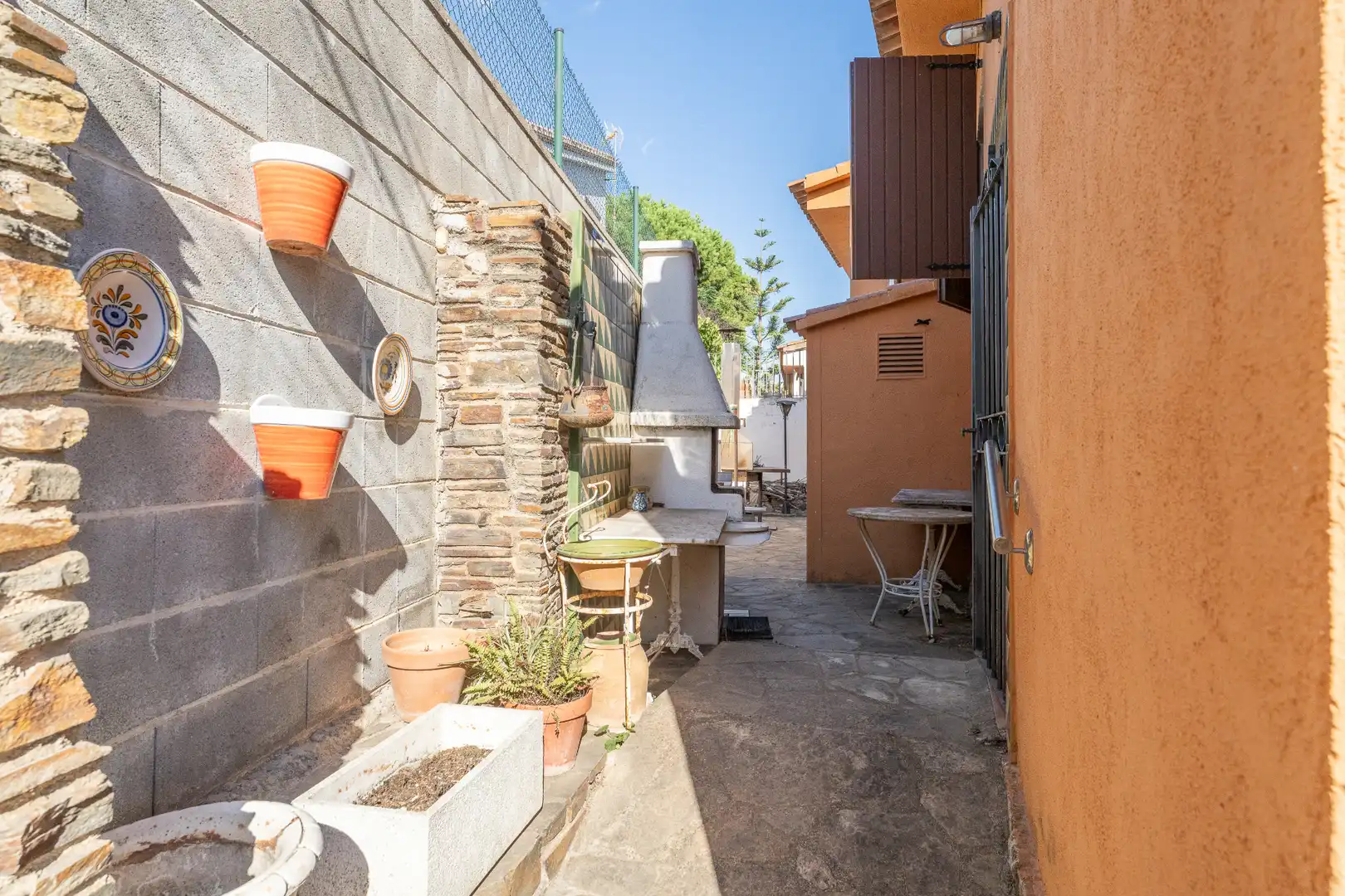 Vista exterior de Casa o xalet en venda en Les Borges del Camp amb Calefacció, Jardí privat i Terrassa