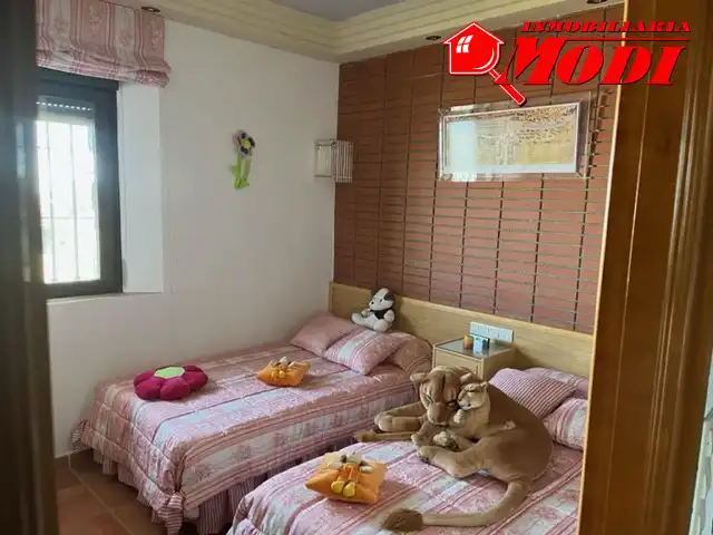 Habitación de Finca rústica en venta en Nigüelas con Jardín privado