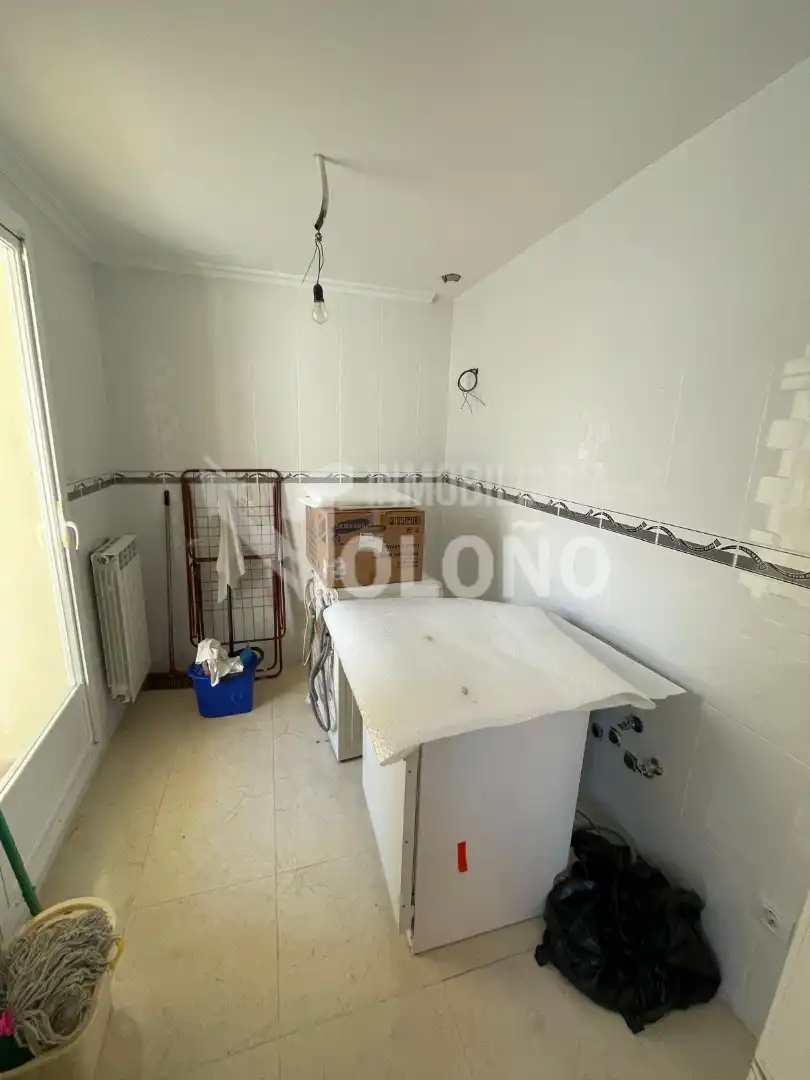Bany de Apartament en venda en Tirgo amb Calefacció, Traster i Balcó