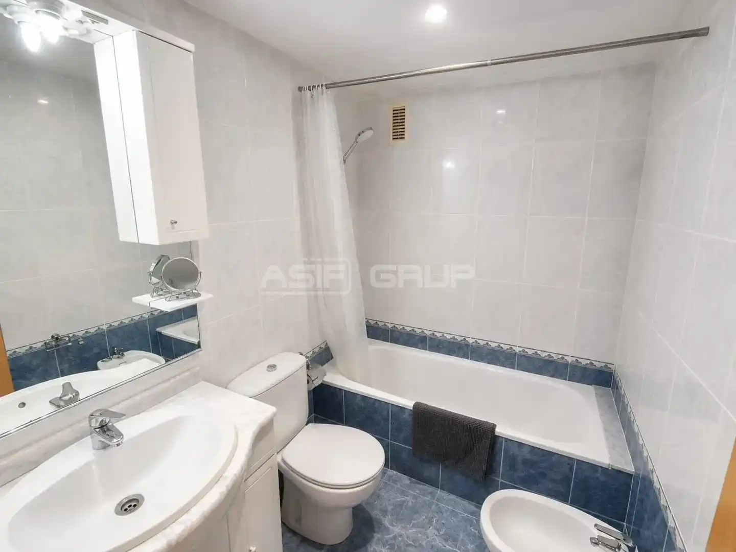 Badezimmer von Wohnung zum Verkauf in Polinyà, Barcelona