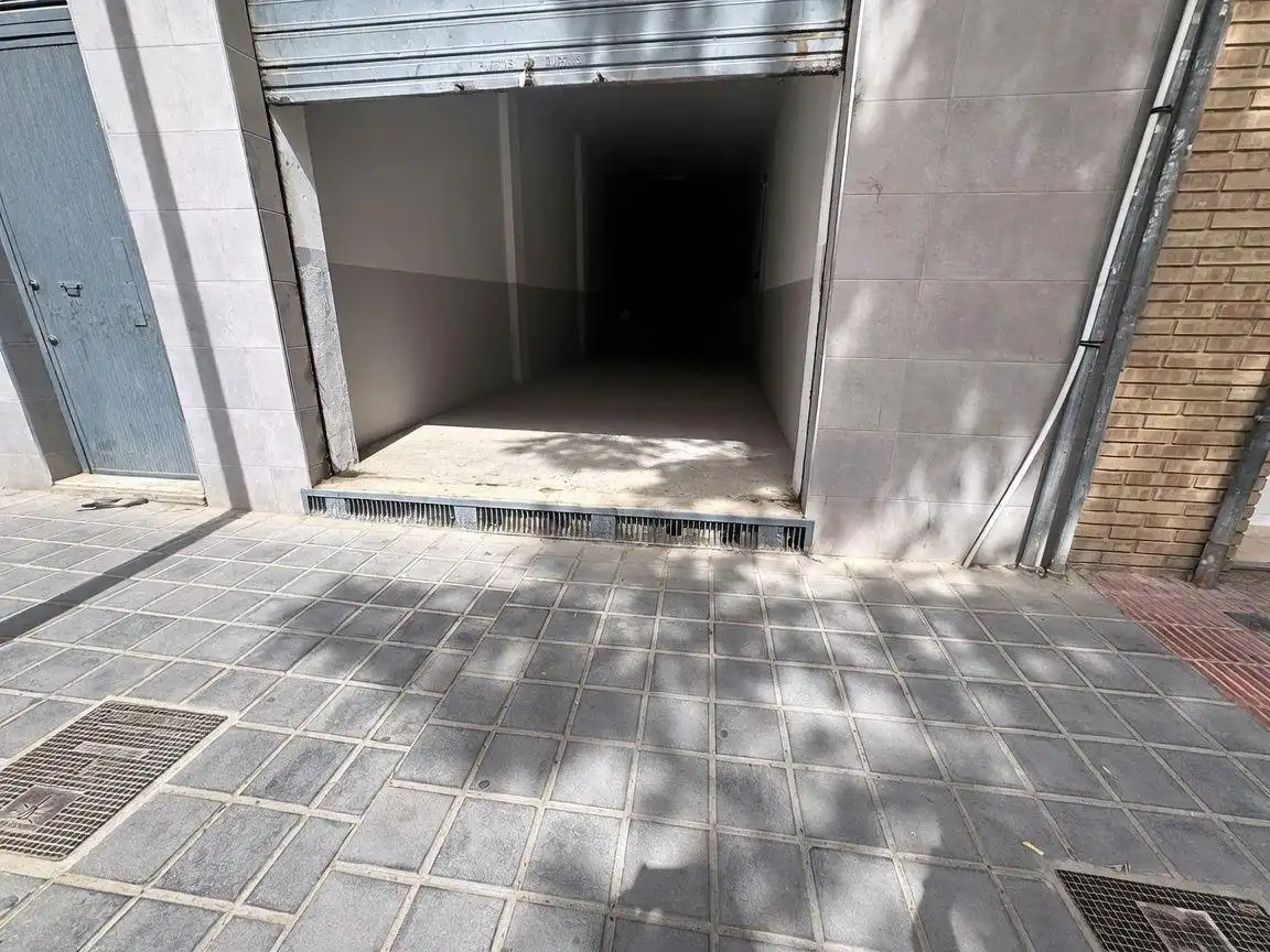 Aparcament de Local en venda en Quart de Poblet