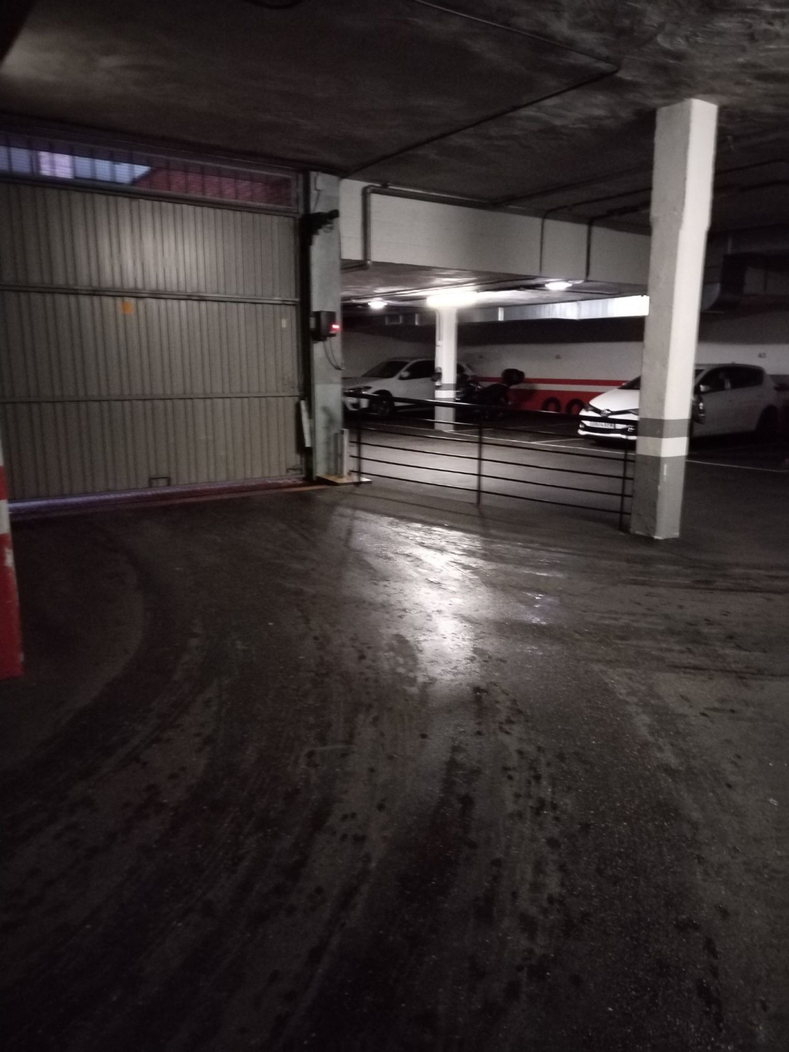 Garage to rent in Gijón - Calle Velazquez, Montevil