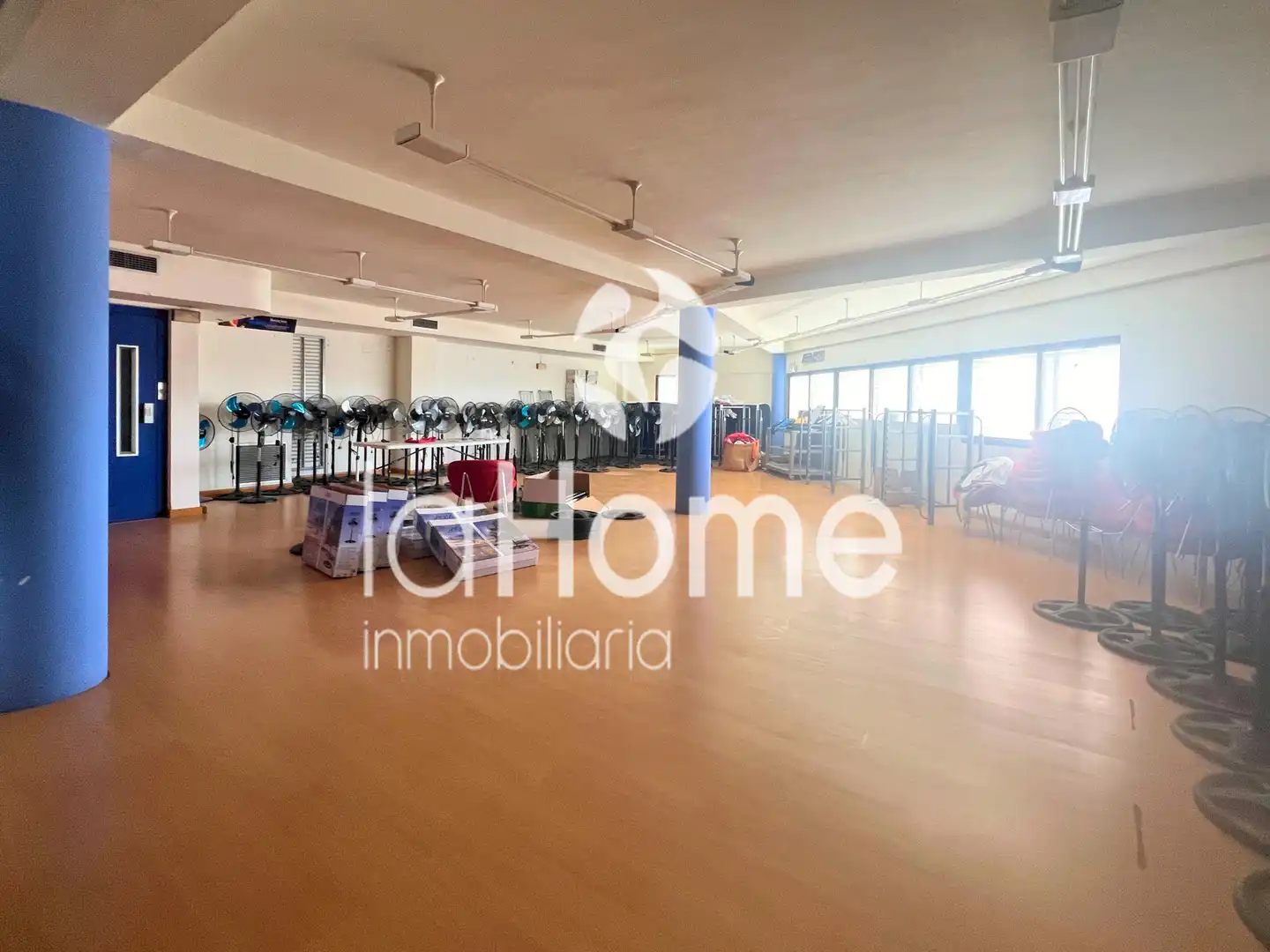 Nave industrial en venta en Manises