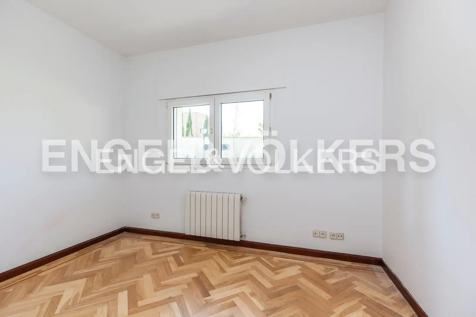 Habitación de Casa o chalet en venta en Madrid con Aire acondicionado, Calefacción y Jardín privado