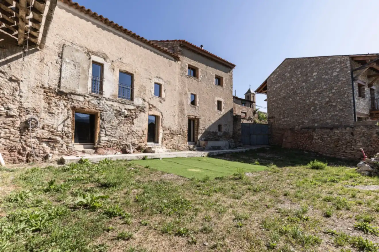 Vista exterior de Finca rústica en venda en Prats i Sansor amb Calefacció